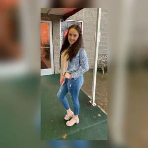 Meet your Posher, Stephany